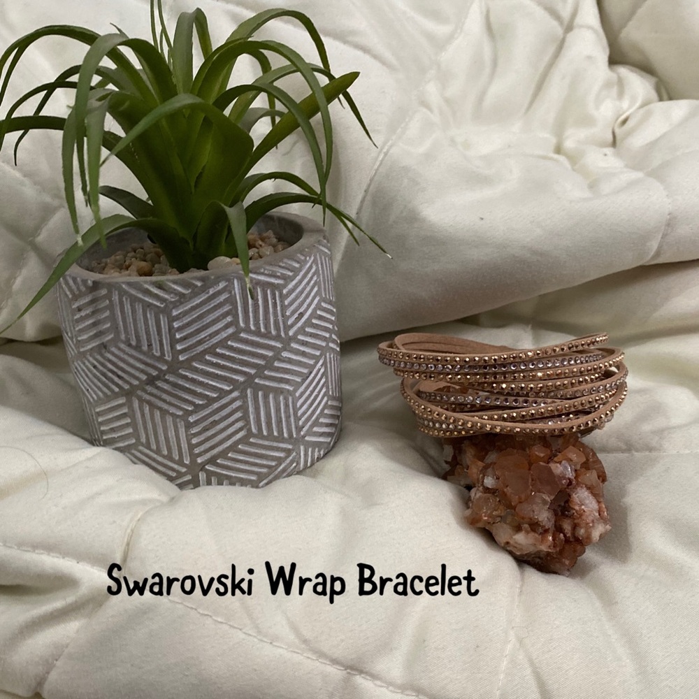 Genuine Swarovski crystals double wrap slake